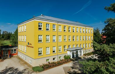 Lahtiste uste p�ev 12.aprillil