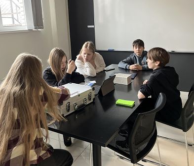 5.b klass �ppis Tartus ettev�tlikkust