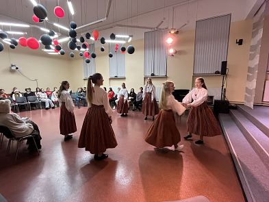 Hetki j�ulupidudest meie koolis