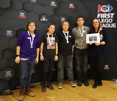 Robotliigas v�eti m��tu