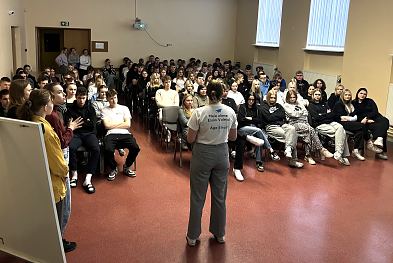 L�hte g�mnasistid valmistusid eluks