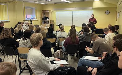 L�hte g�mnasistid valmistusid eluks