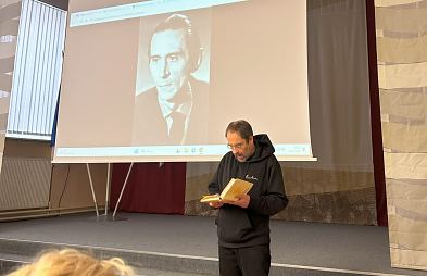 Kuidas t�histasime emakeelep�eva